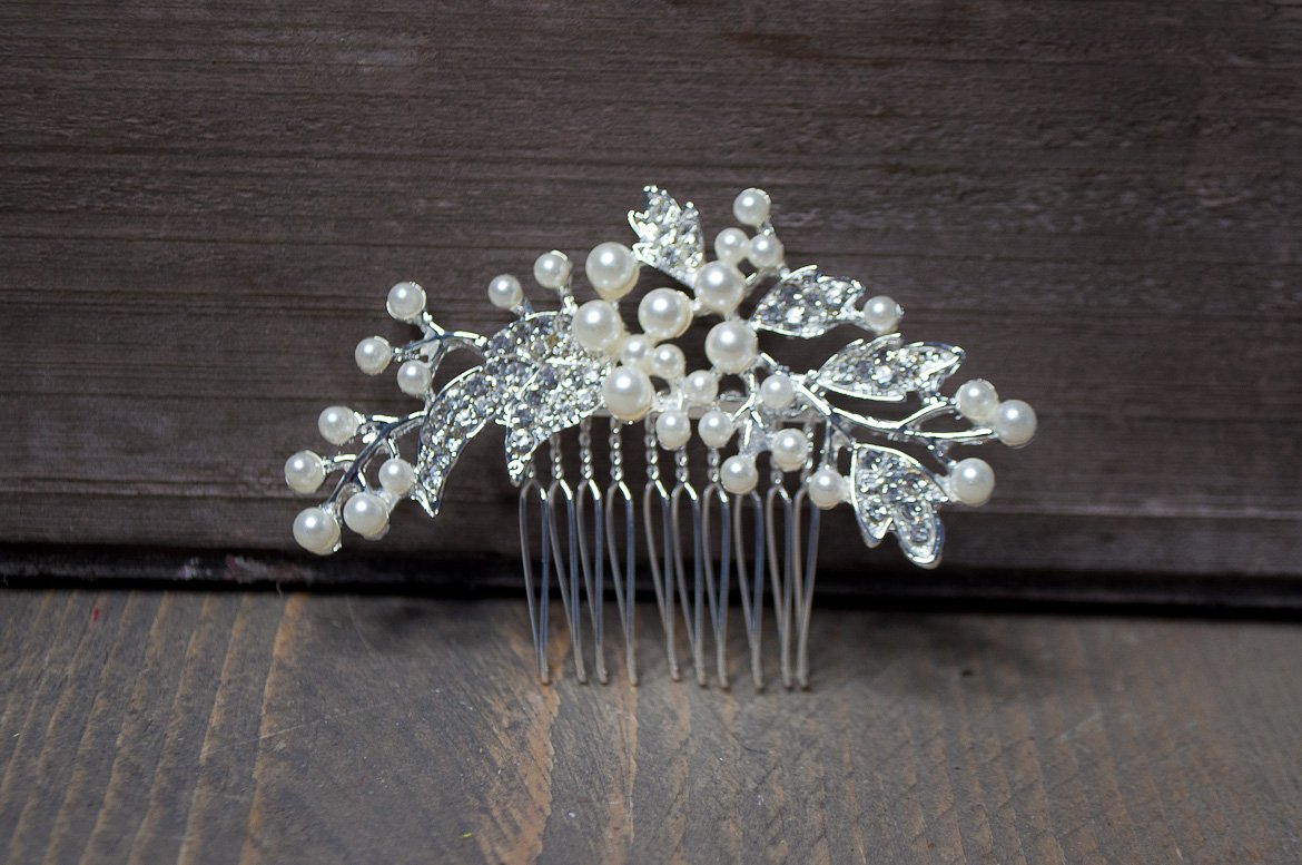 Gangster oppervlakte tent Deze mooie zilveren vintage haarkam met parels en glinsterstenen zal jouw  bruidskapsel helemaal afmaken.